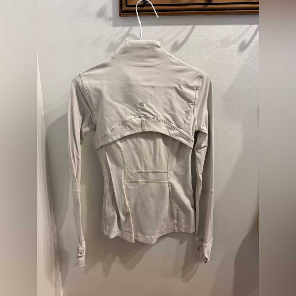 Lululemon Athletica Bone Define Jacket Size 6 - Picture 2 of 3